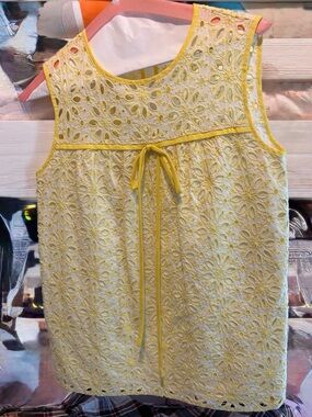 Milly Yellow Eyelet Lace Sleeveless Top with Tie size 4